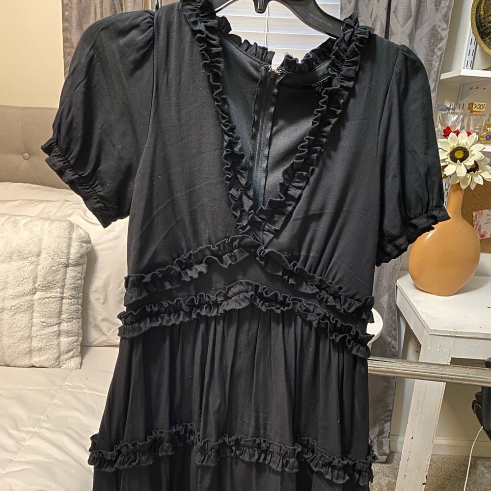 Cute black dress